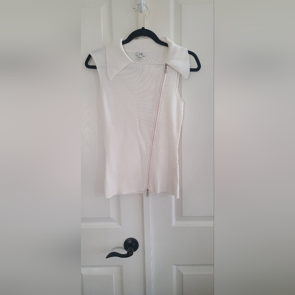 Cache zippered top